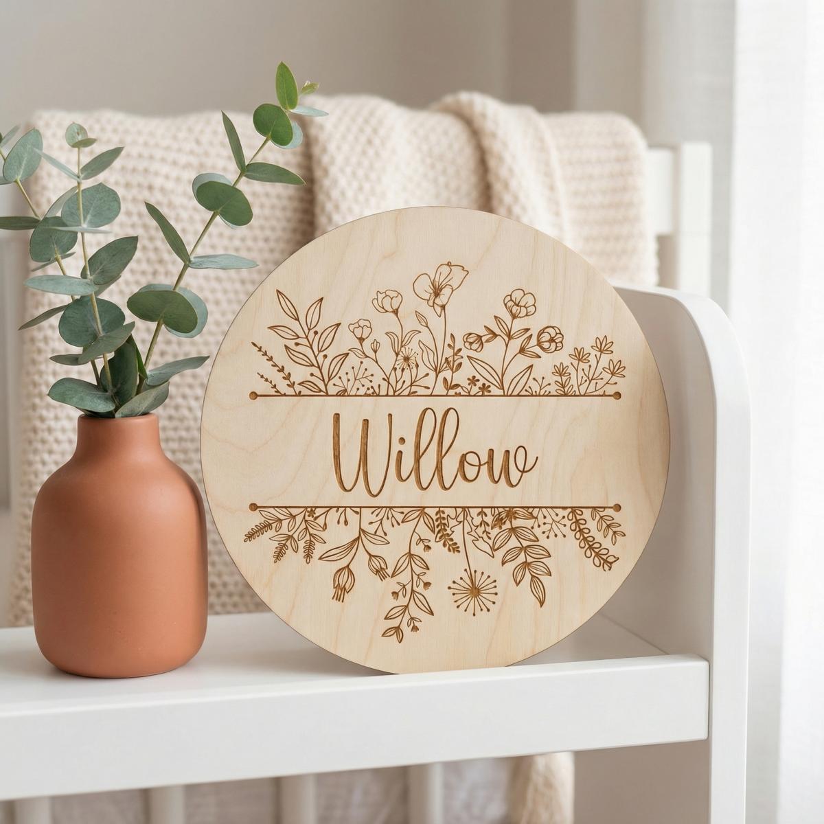 Personalized Floral Round Wood - огляд і ціна Baby Nursery Wall Decor
